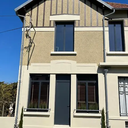 Un Dans Balneaire Δωμάτια σε οικογενειακή κατοικία Saint-Michel-Chef-Chef